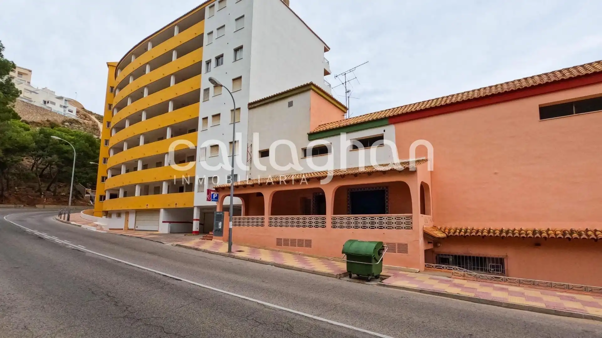 Außenansicht von Gebäude zum Verkauf in Cullera