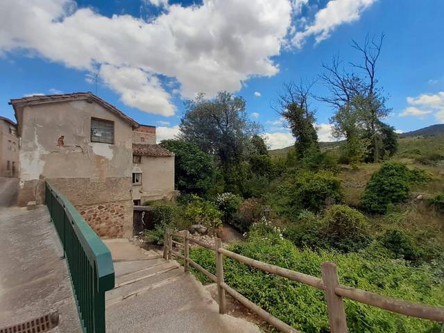 Casa-chalet en Venta en Calle Medio en Bergasa