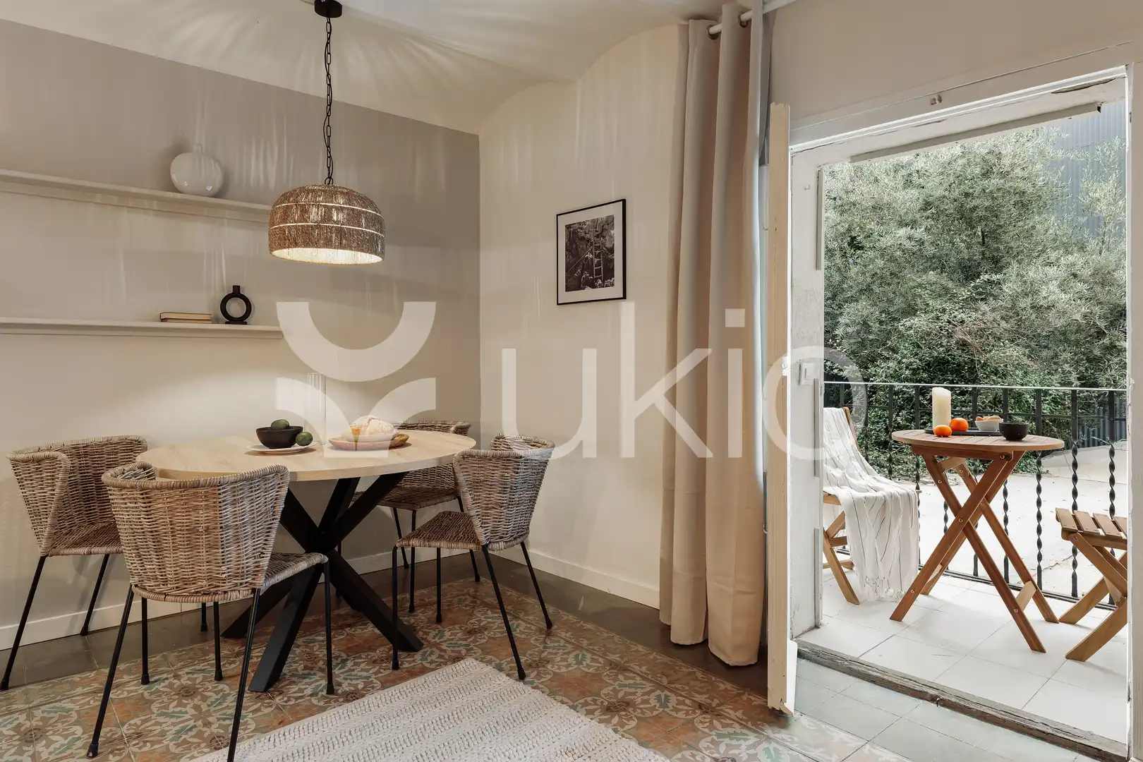 Habitación de Apartamento de alquiler en Barcelona con Aire acondicionado, Calefacción y Amueblado