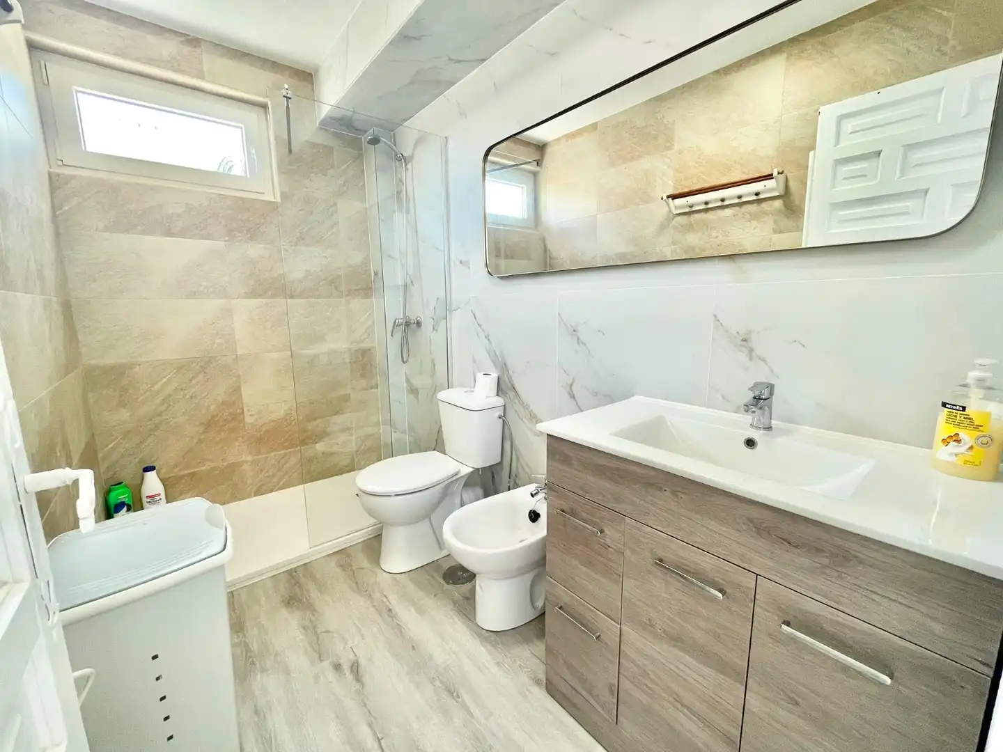 Bathroom of Apartments for rent in Cartagena  with Air Conditioner, Terrace and Furnished