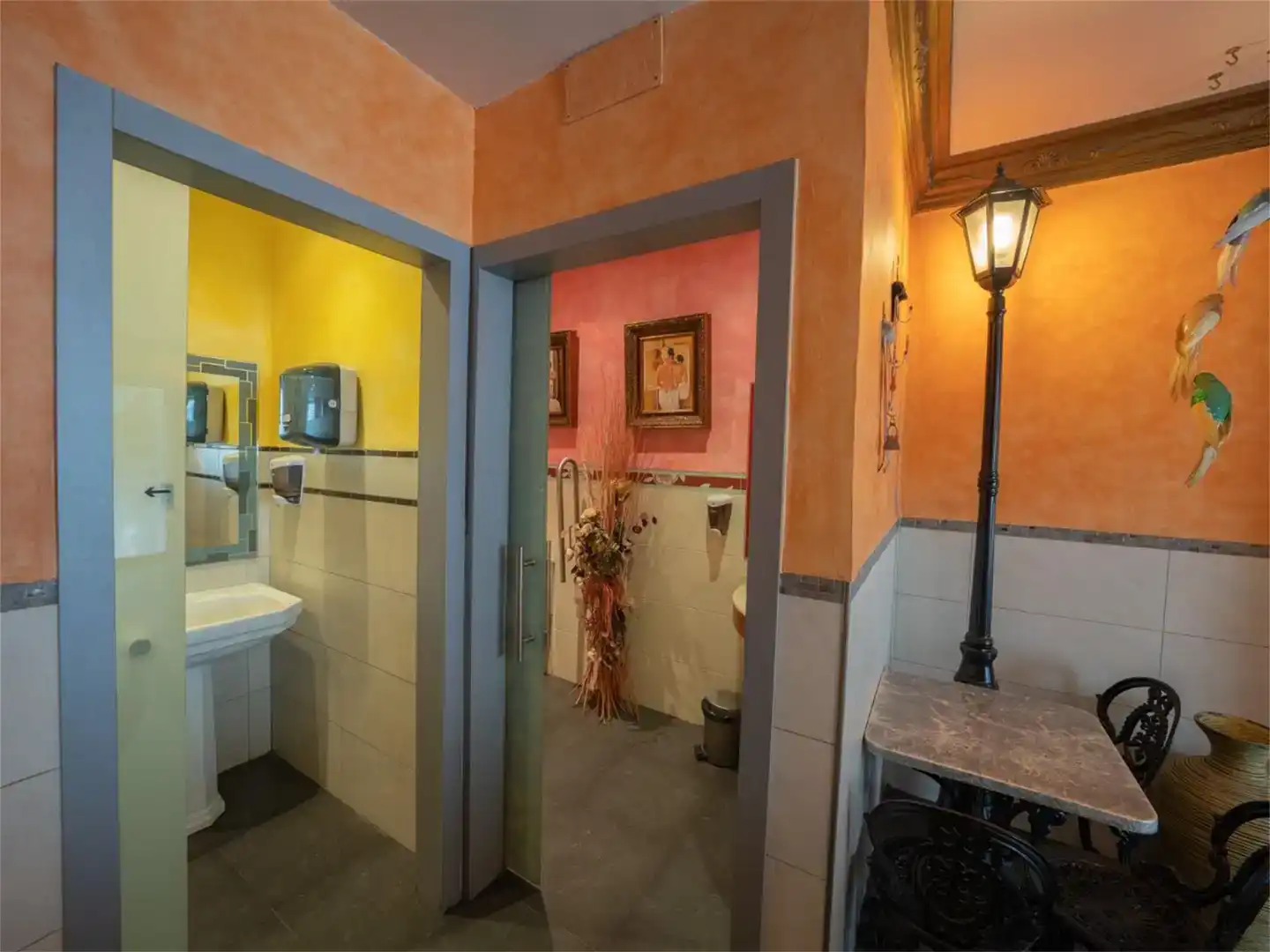 Badezimmer von Fabrikhallen zur Miete in Alcoy / Alcoi