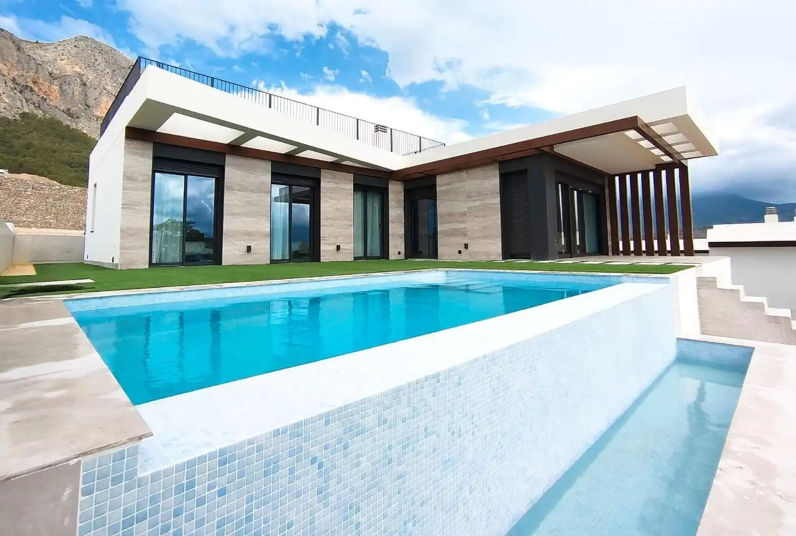Villa mit Garten zum Verkauf in Balcón de Ponoig - Polop Paradis - Polop Hills