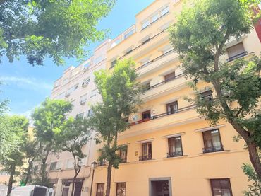 Wohnung mit Aufzug zum Verkauf in Chamberí