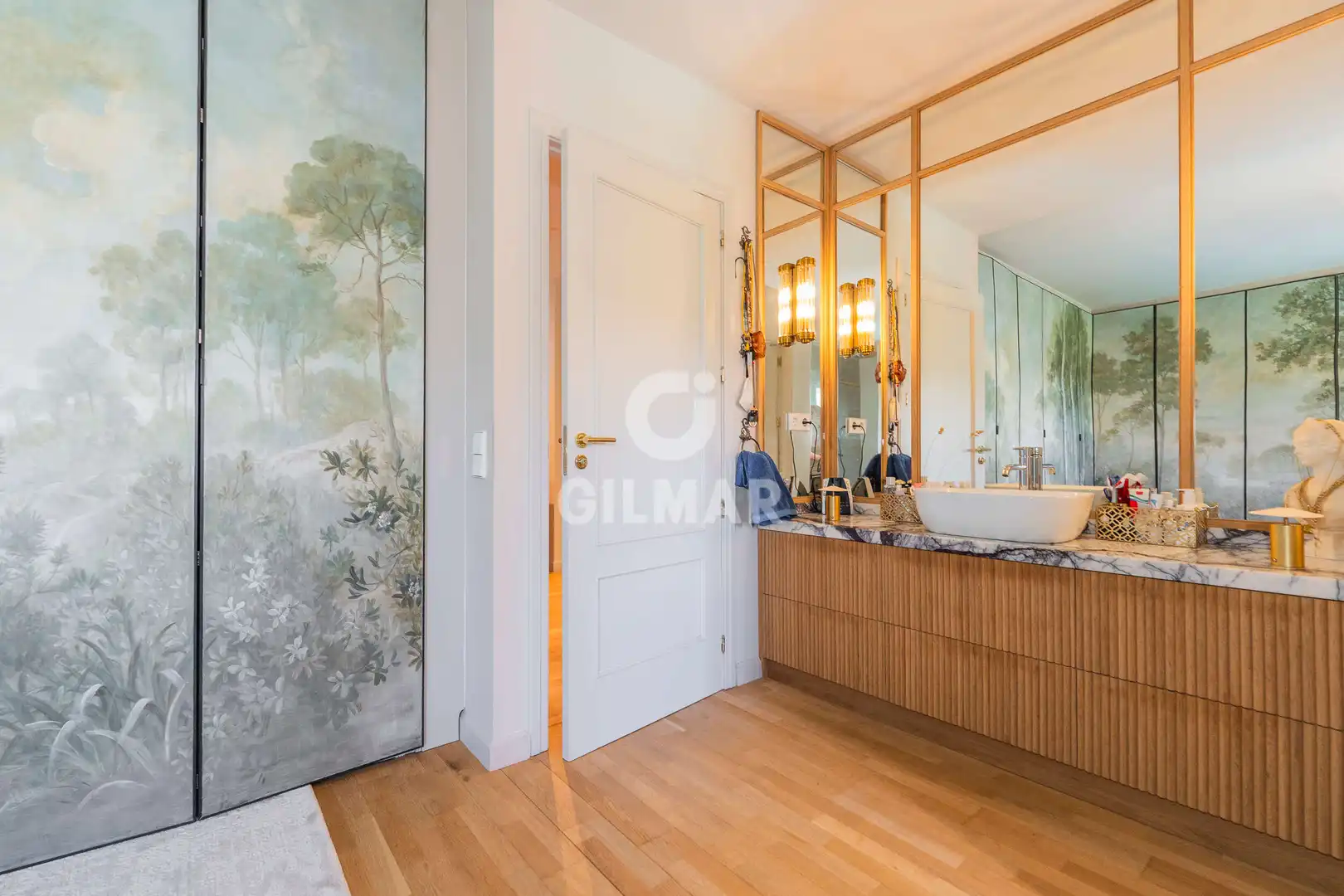 Bedroom of Houses for sale in Pozuelo de Alarcón  with Heating, Private garden and Swimming Pool