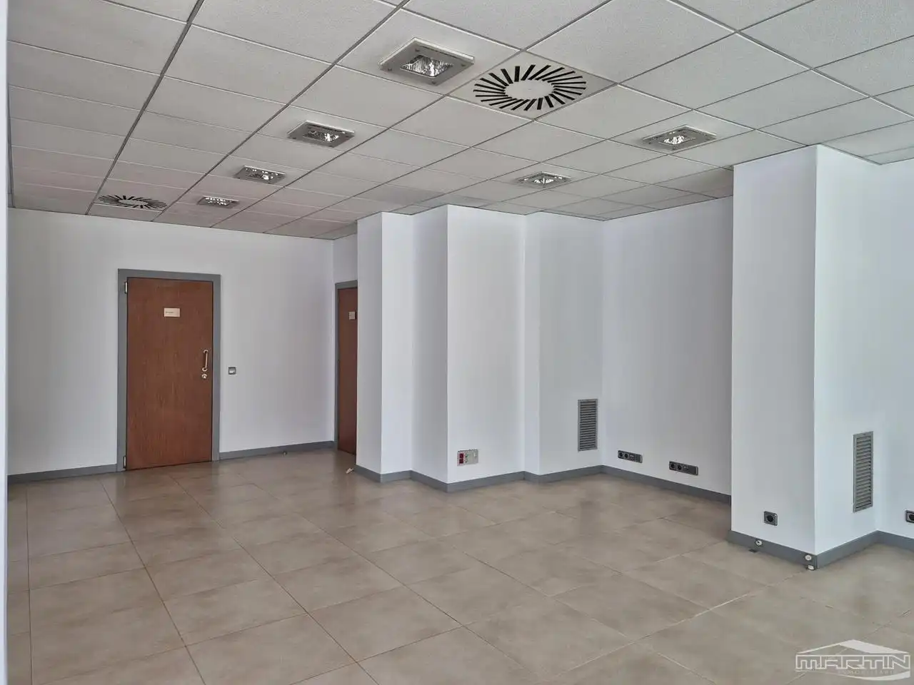 Local en venta en Lucena