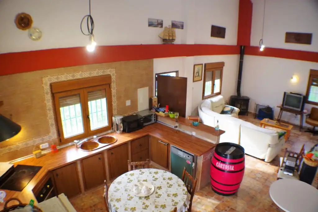 Casa rústica amb terrassa en venda a Alcaucín, imagen 9