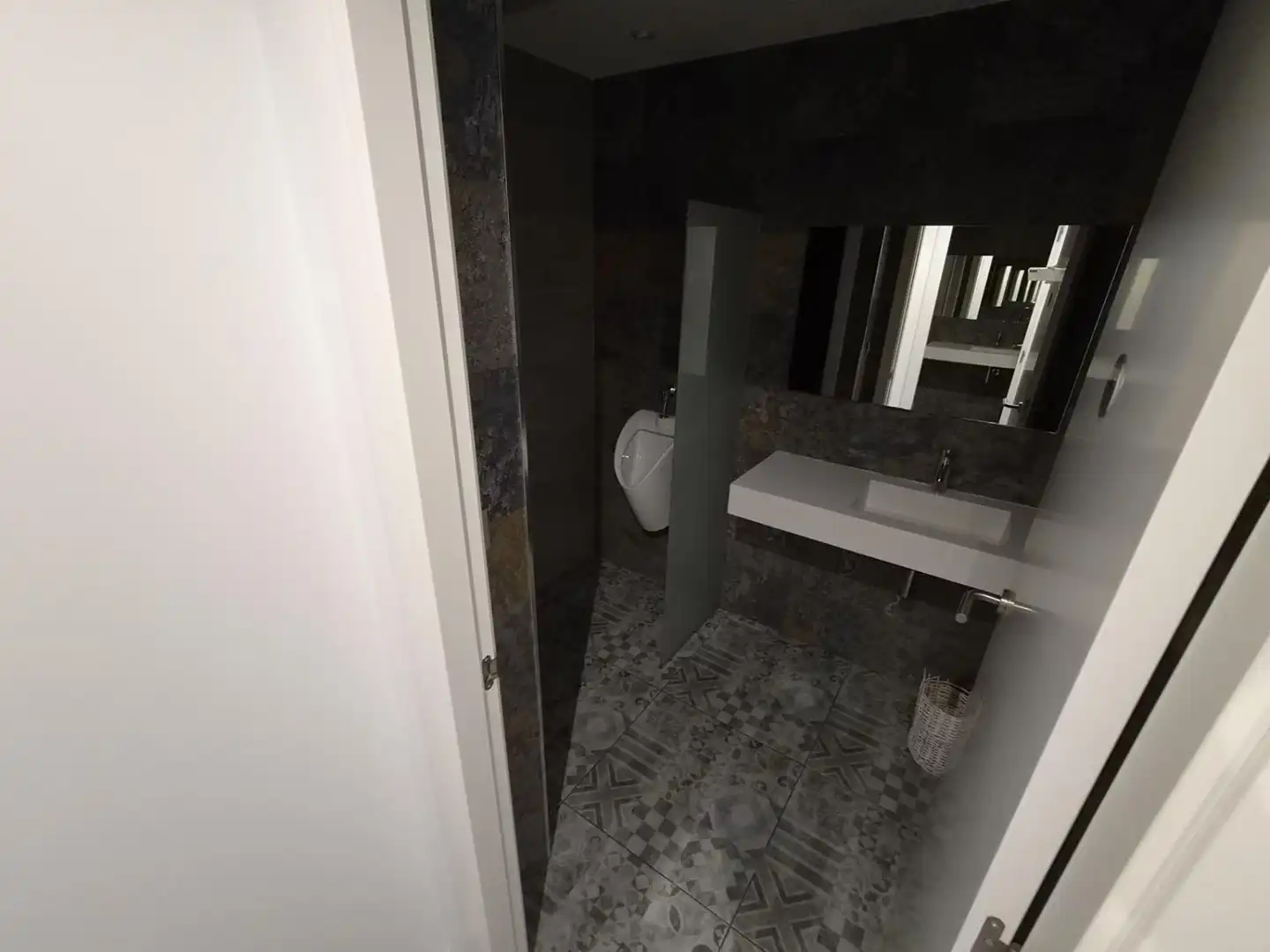 Badezimmer von Geschaftsraum zur Miete in Castellón de la Plana / Castelló de la Plana mit Klimaanlage