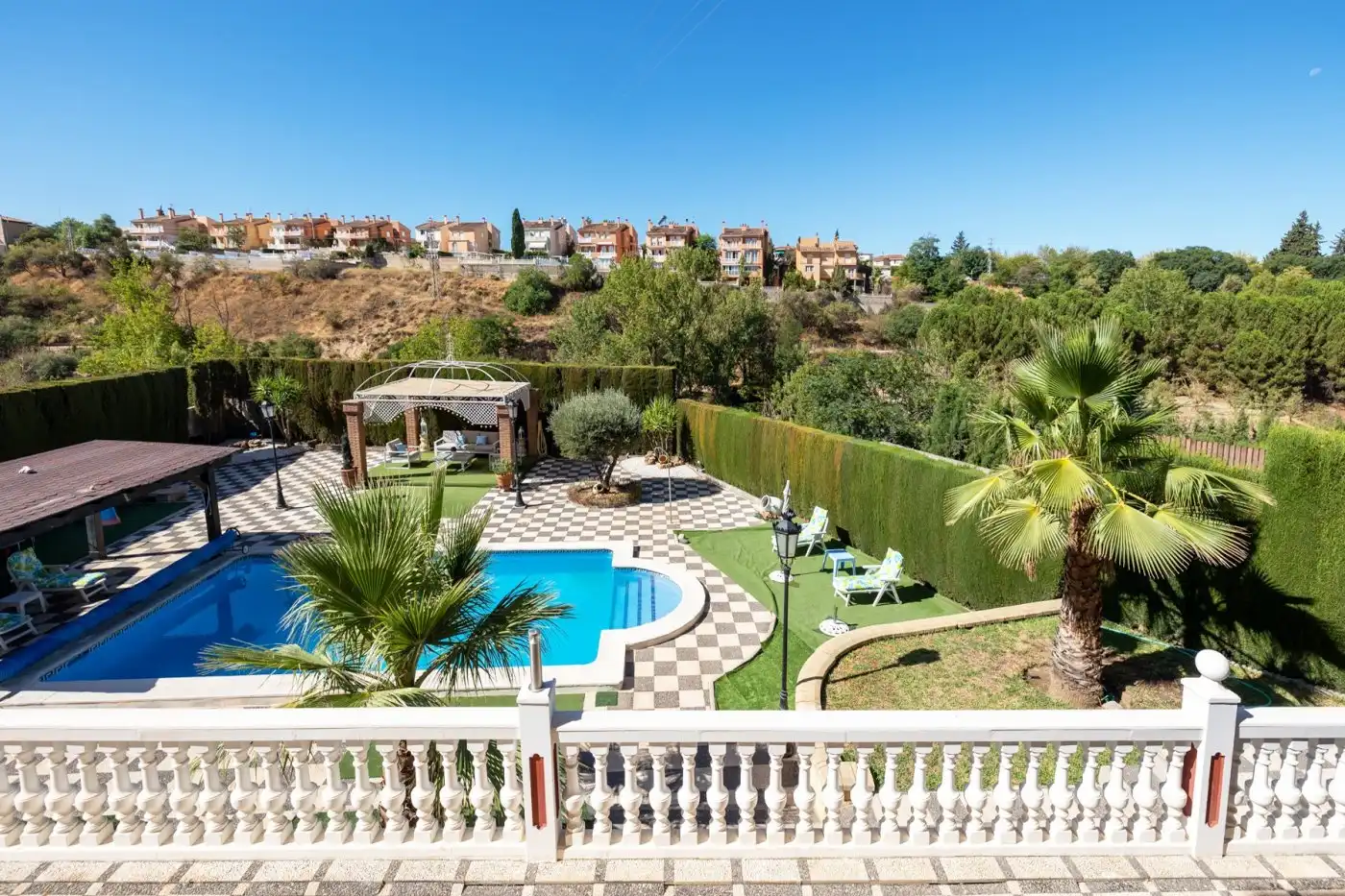 Chalet con piscina en venta en Calle del Abedul, imagen 49