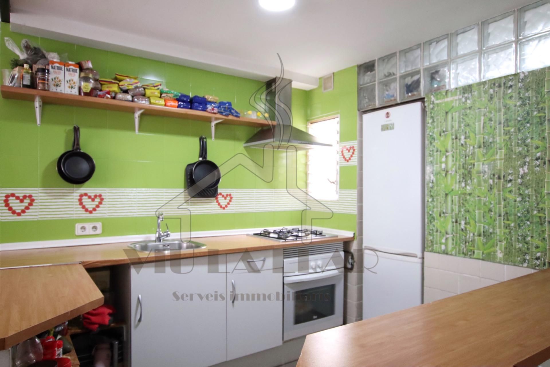 Kitchen of Flat for sale in Mataró