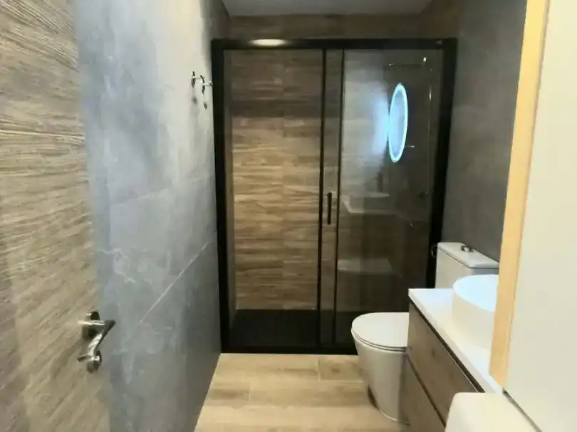 Baño de Piso en venta en Antigua con Amueblado