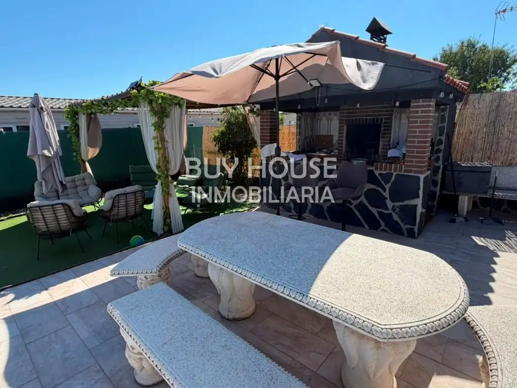 Terrassa de Casa o xalet en venda en Yuncos
