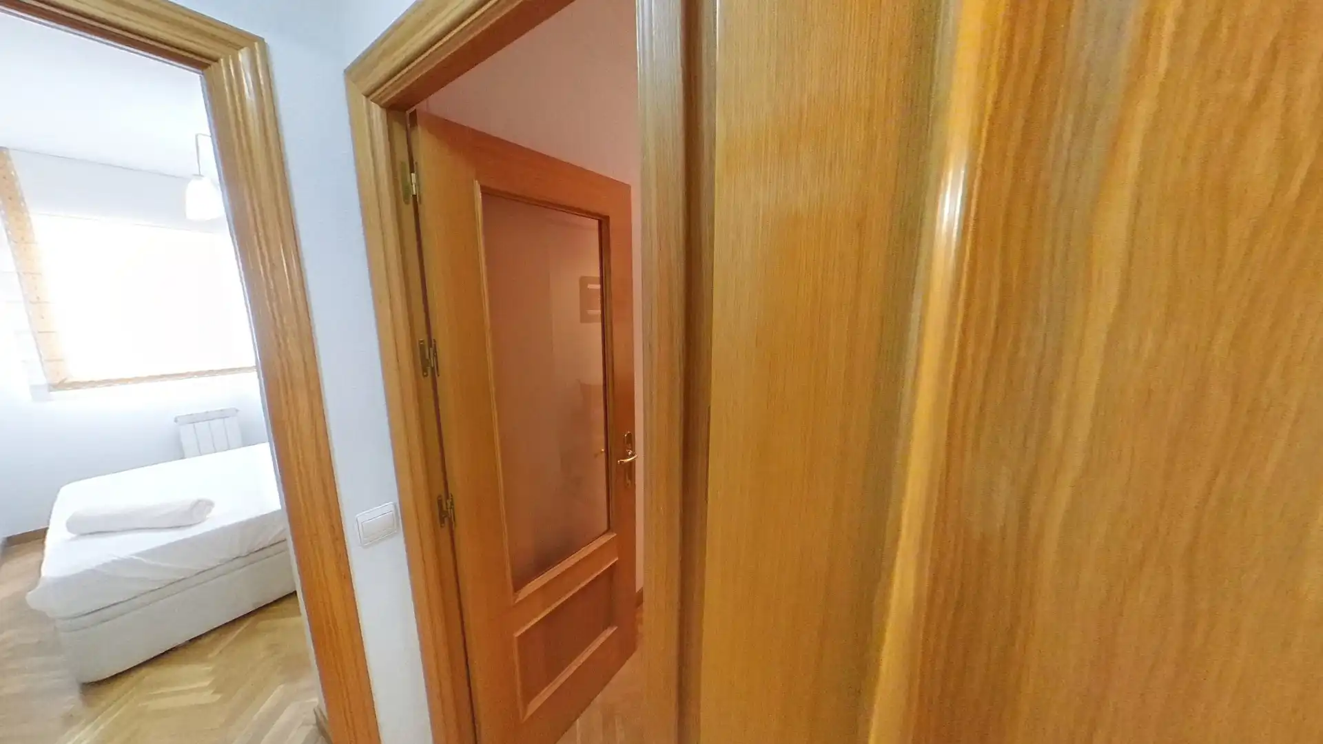 Flat for rent in Calle de Rafael Bergamín, San Juan Bautista