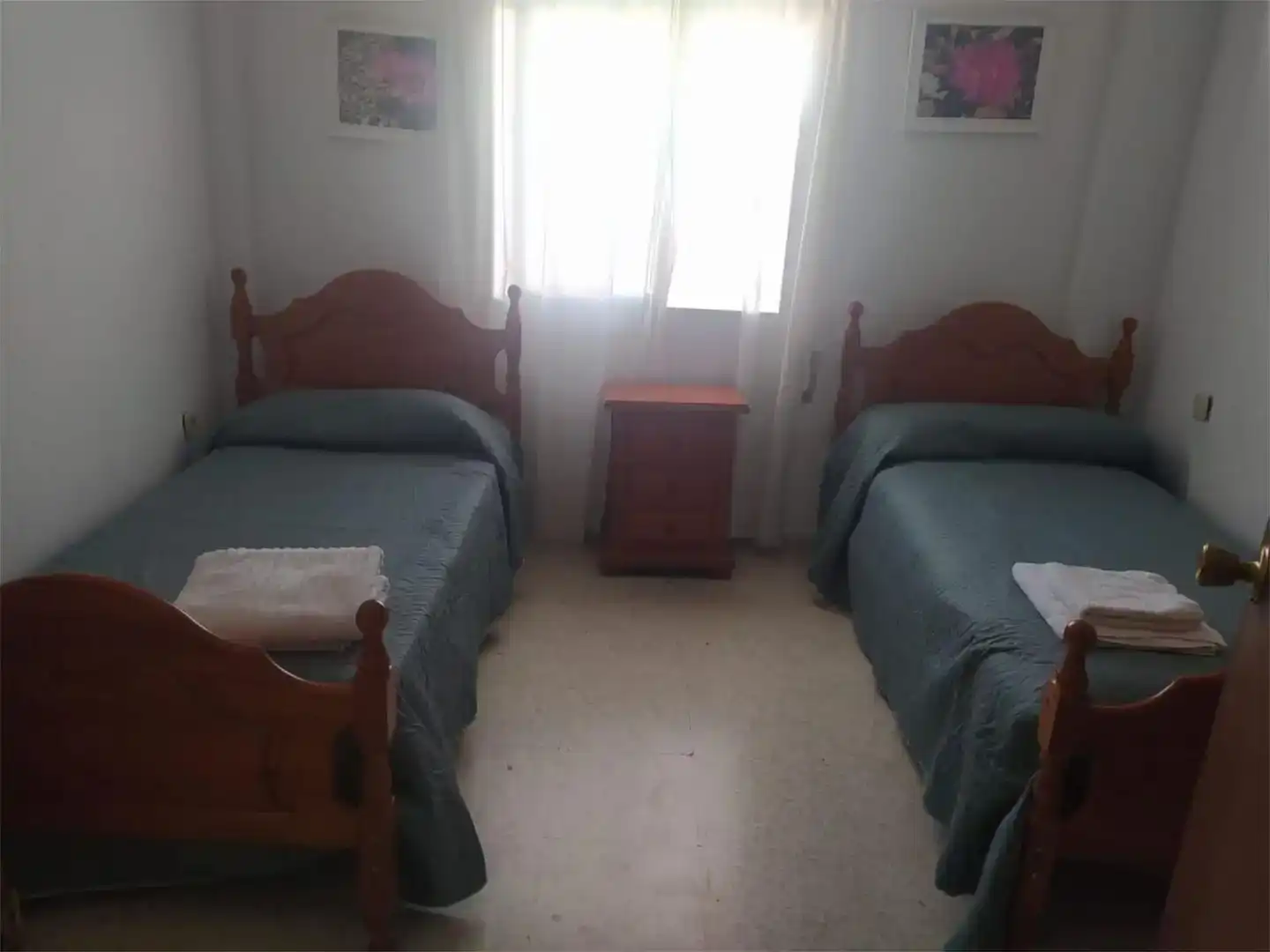 Dormitori de Pis de lloguer en Benalup-Casas Viejas amb Moblat i Balcó