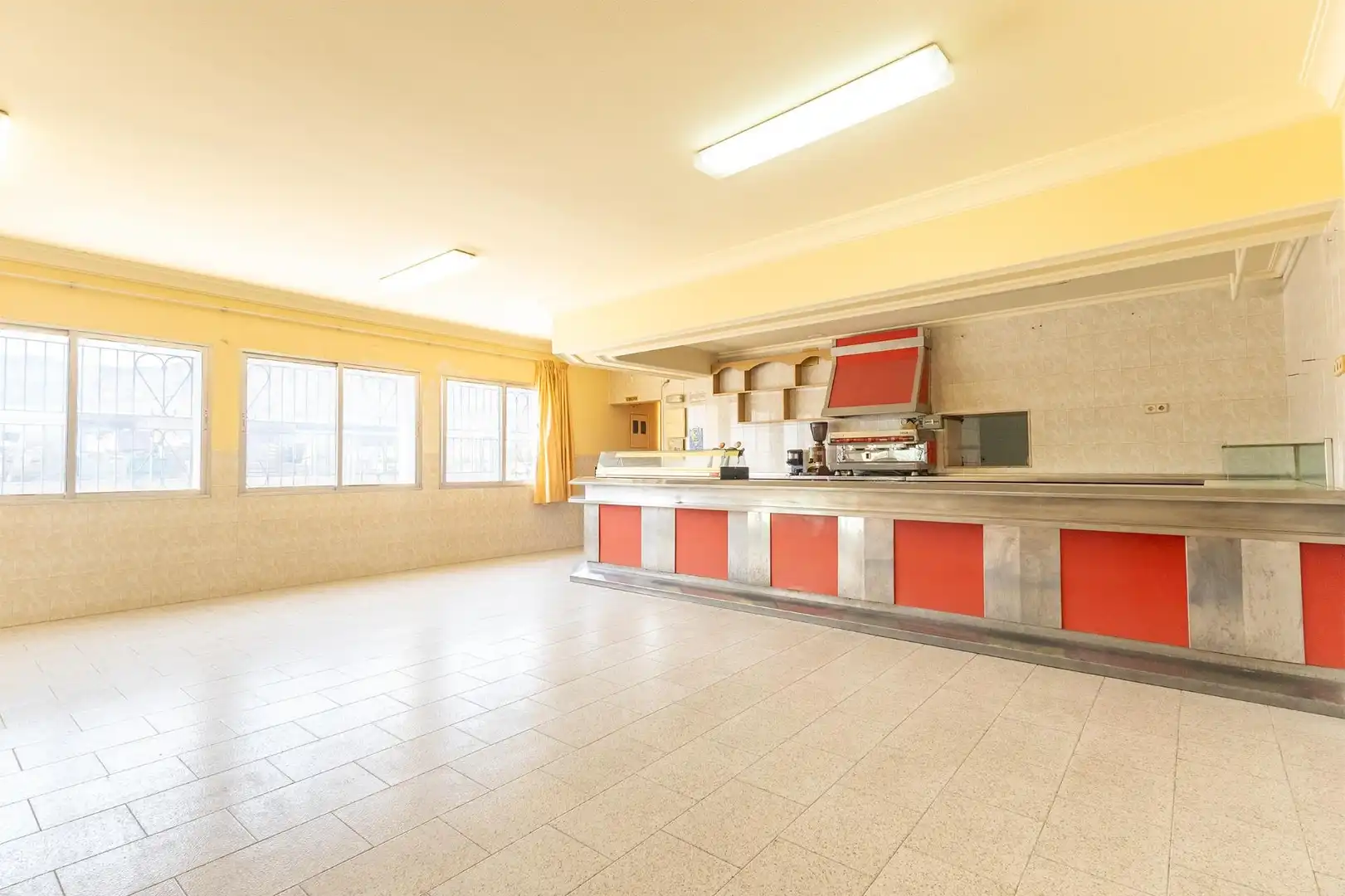 Local comercial en venta en Desamparados - Hurchillo - Torremendo, imagen 2
