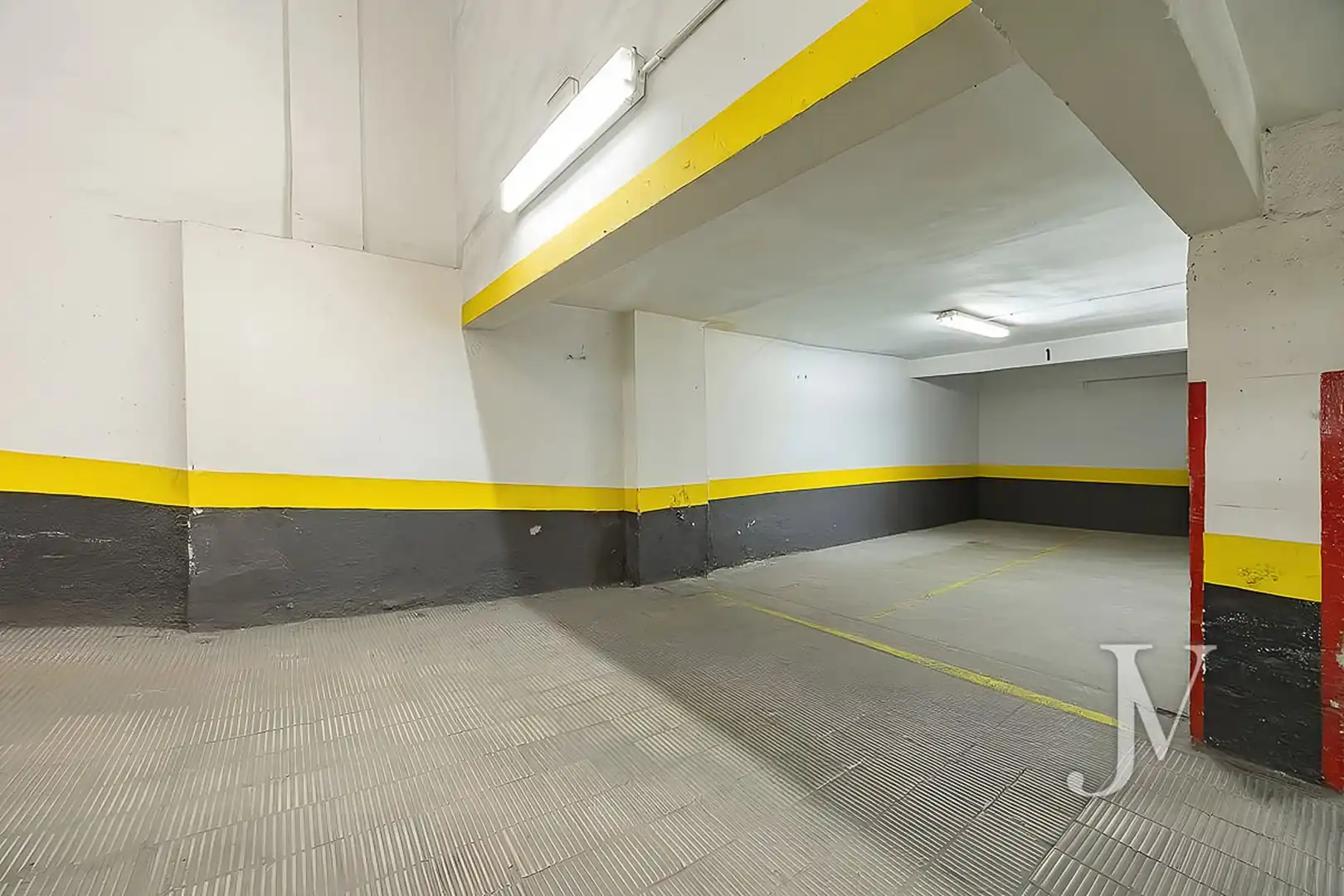Parkplatz von Geschaftsraum zum Verkauf in Madrid mit Heizung und Alarm