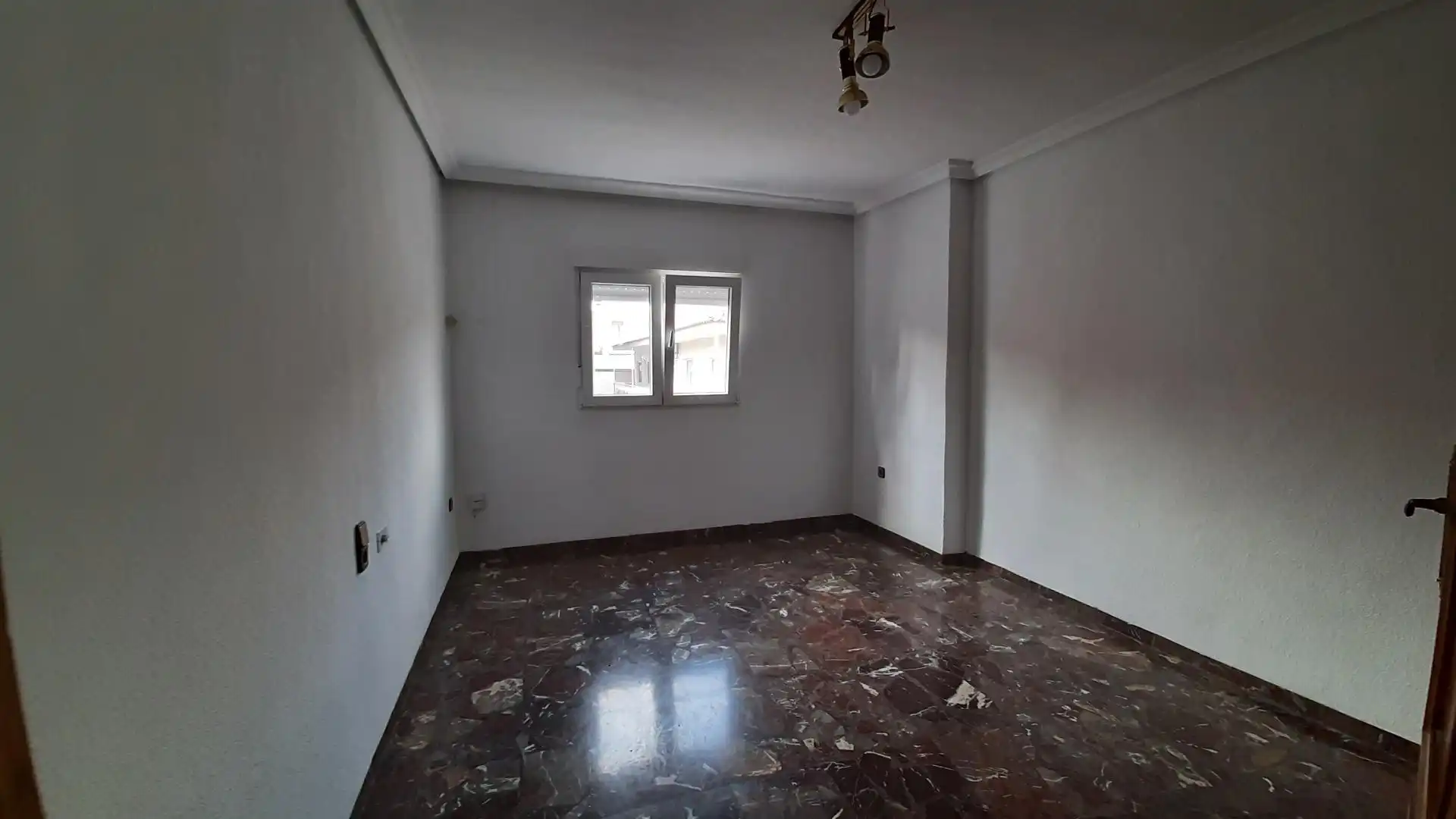 Haus zum Verkauf in Murcia mit Klimaanlage und Terrasse