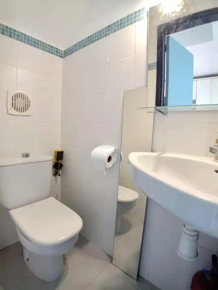 Badezimmer von Maisonette zur Miete in San Bartolomé de Tirajana mit Klimaanlage, Privatgarten und Terrasse