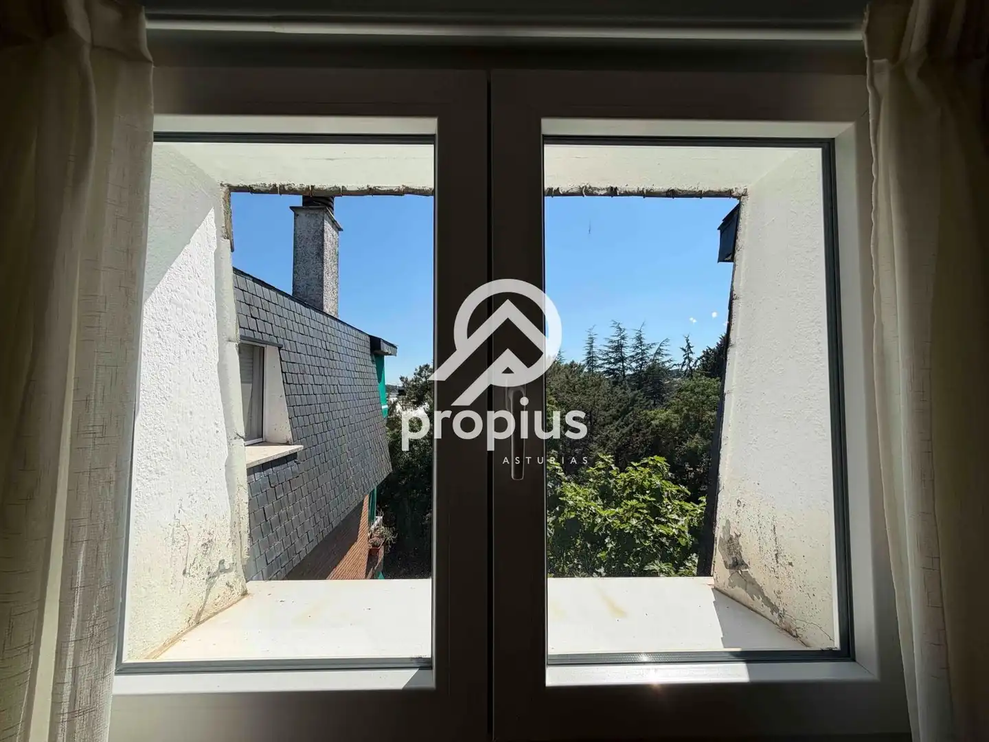 Vista exterior de Piso en venta en Hoyo de Manzanares con Calefacción, Parquet y Terraza