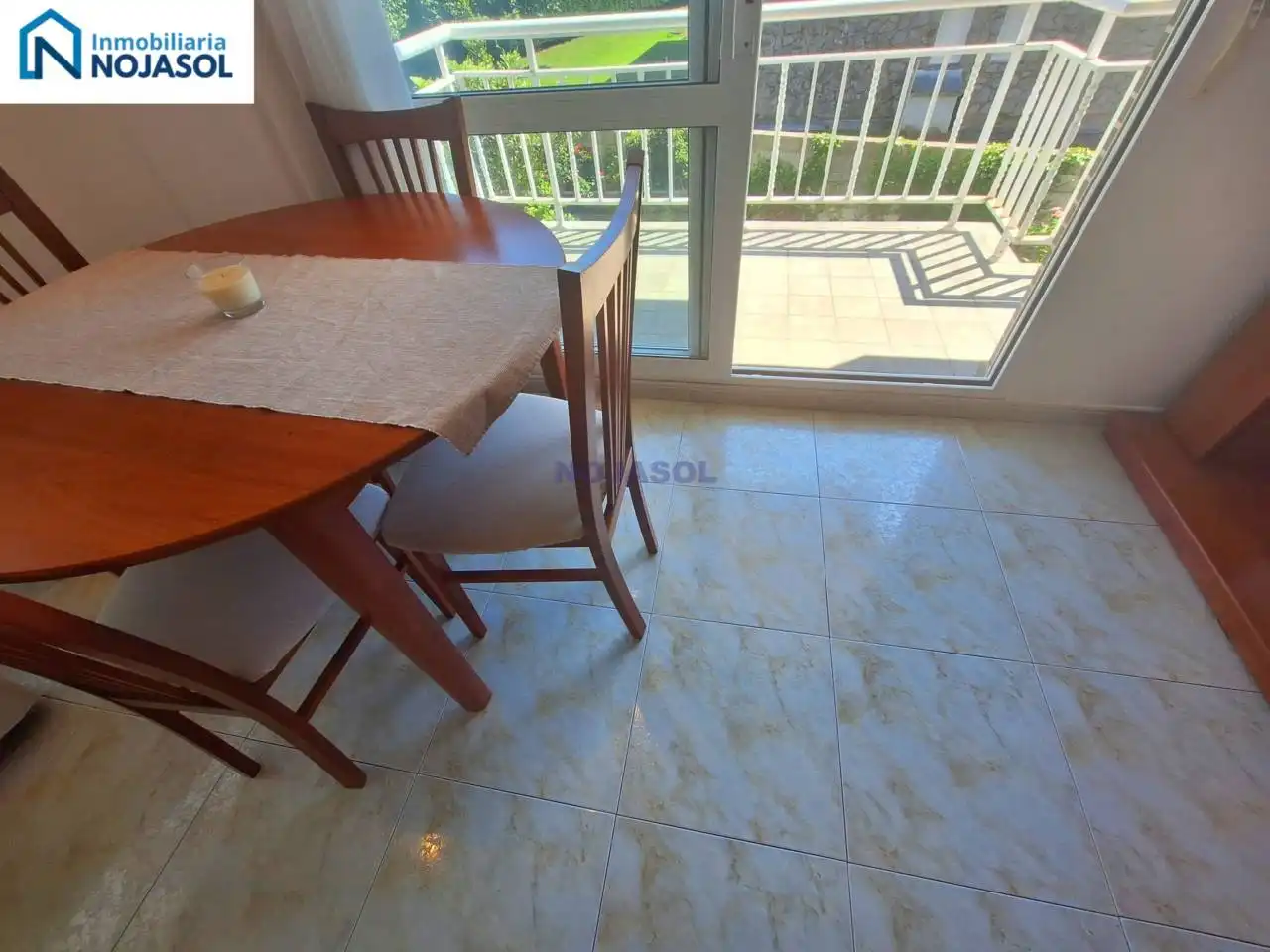 Terraza de Apartamento de alquiler en Noja con Calefacción, Terraza y Amueblado