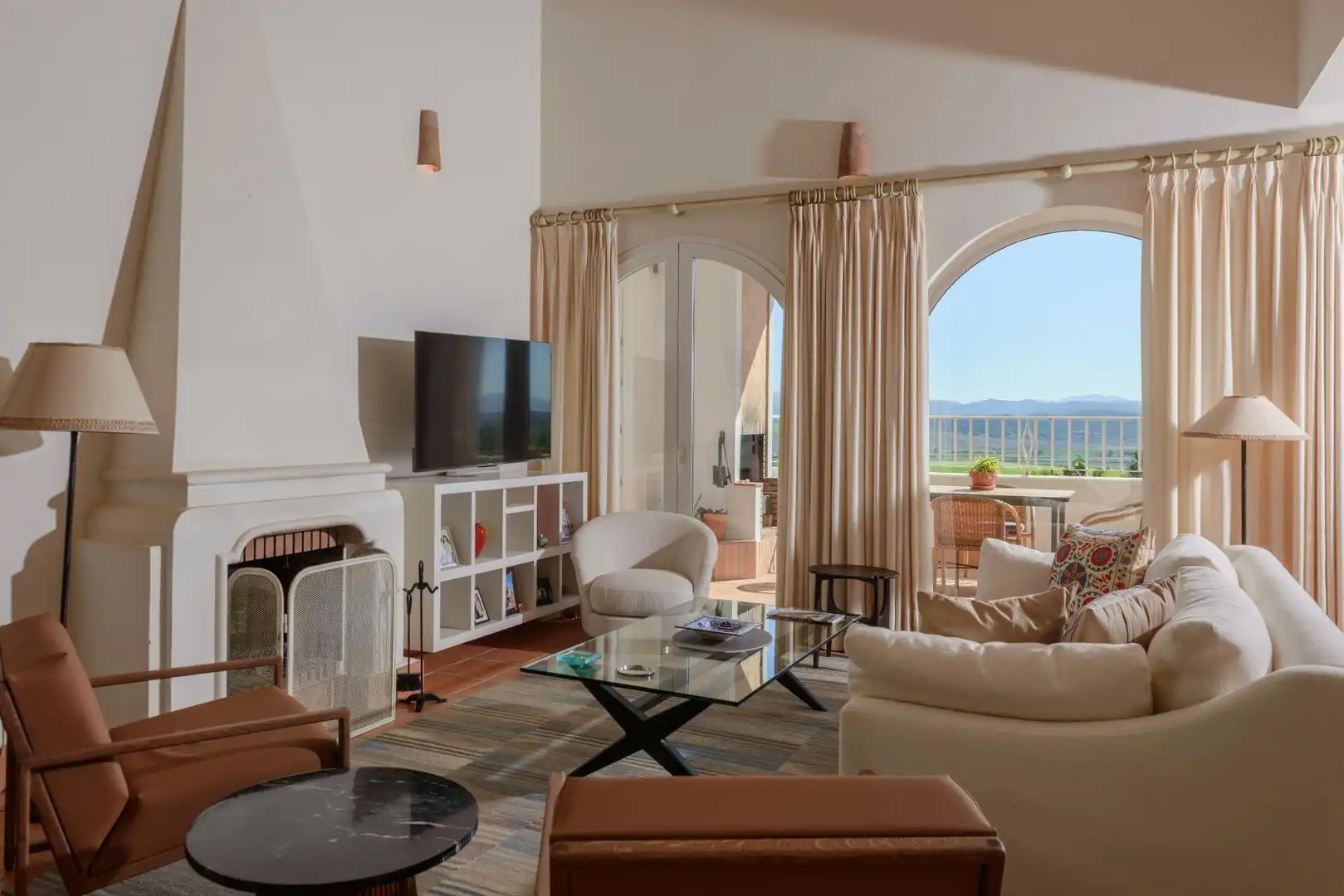 Sala d'estar de Casa o xalet en venda en Benalup-Casas Viejas amb Aire condicionat, Calefacció i Jardí privat