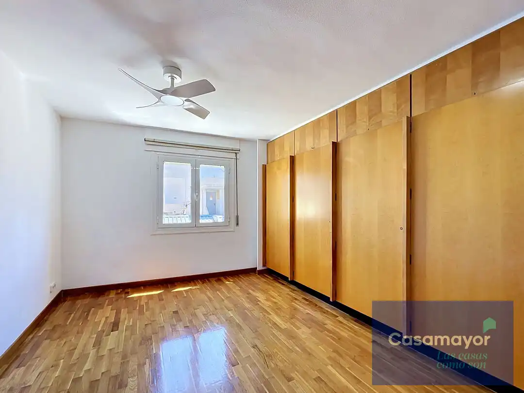 Bedroom of Flat for rent in Alicante / Alacant  with Air Conditioner and Heating