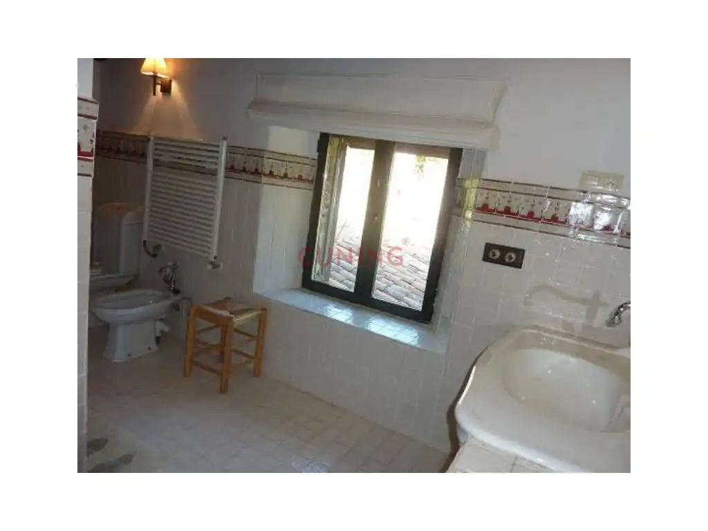 Bathroom of Houses for sale in Madroñera