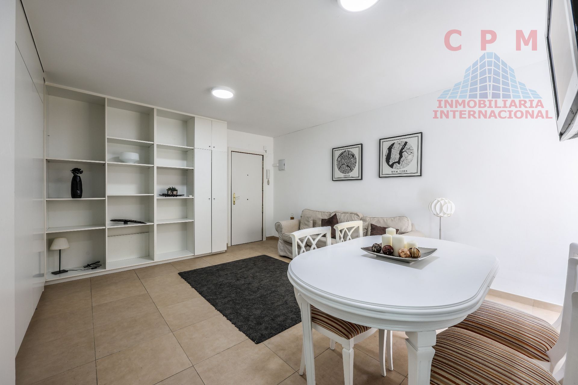 Living room of Study for sale in  Madrid Capital  with Air Conditioner, Heating and Parquet flooring