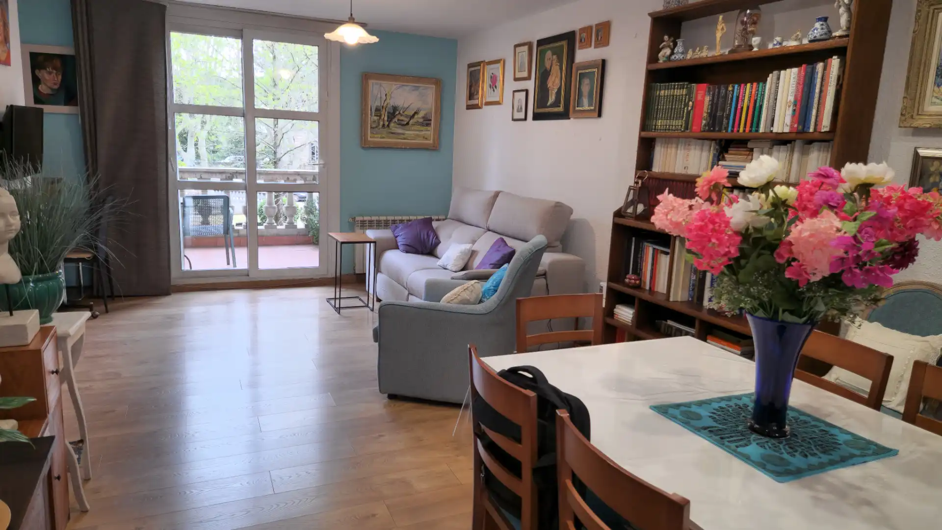 Single-family semi-detached for sale in Plaça Manuel Malagrida, Olot