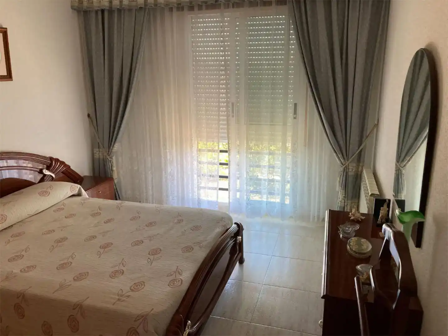 Habitación de Casa o chalet en venta en Monfarracinos con Jardín privado y Amueblado