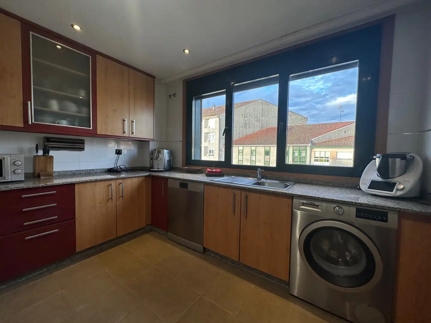 Cocina de Dúplex en venta en Santiago de Compostela  con Calefacción, Parquet y Trastero