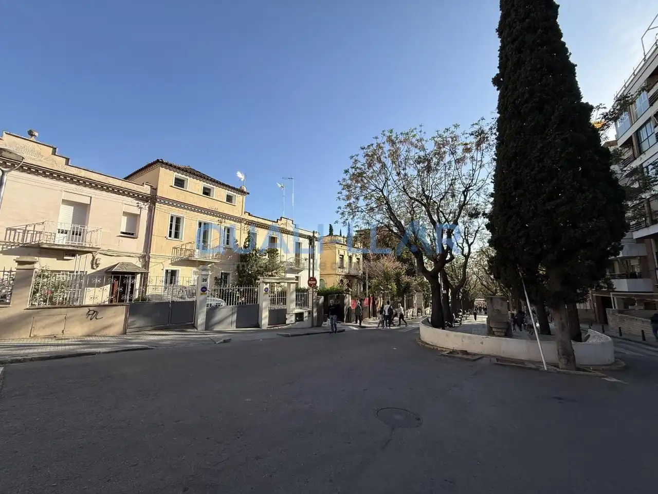 Vista exterior de Pis en venda en Sant Feliu de Llobregat amb Balcó