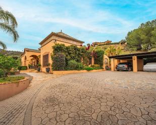 Vista exterior de Casa o xalet en venda en Monda amb Aire condicionat, Calefacció i Jardí privat