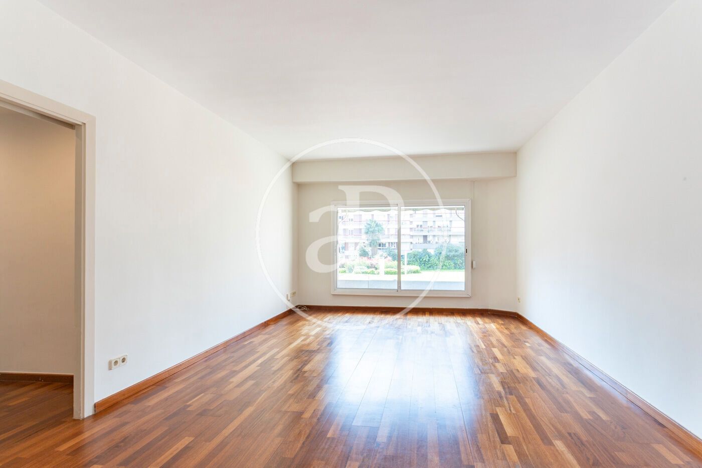 Habitación de Piso de alquiler en  Barcelona Capital con Aire acondicionado y Calefacción