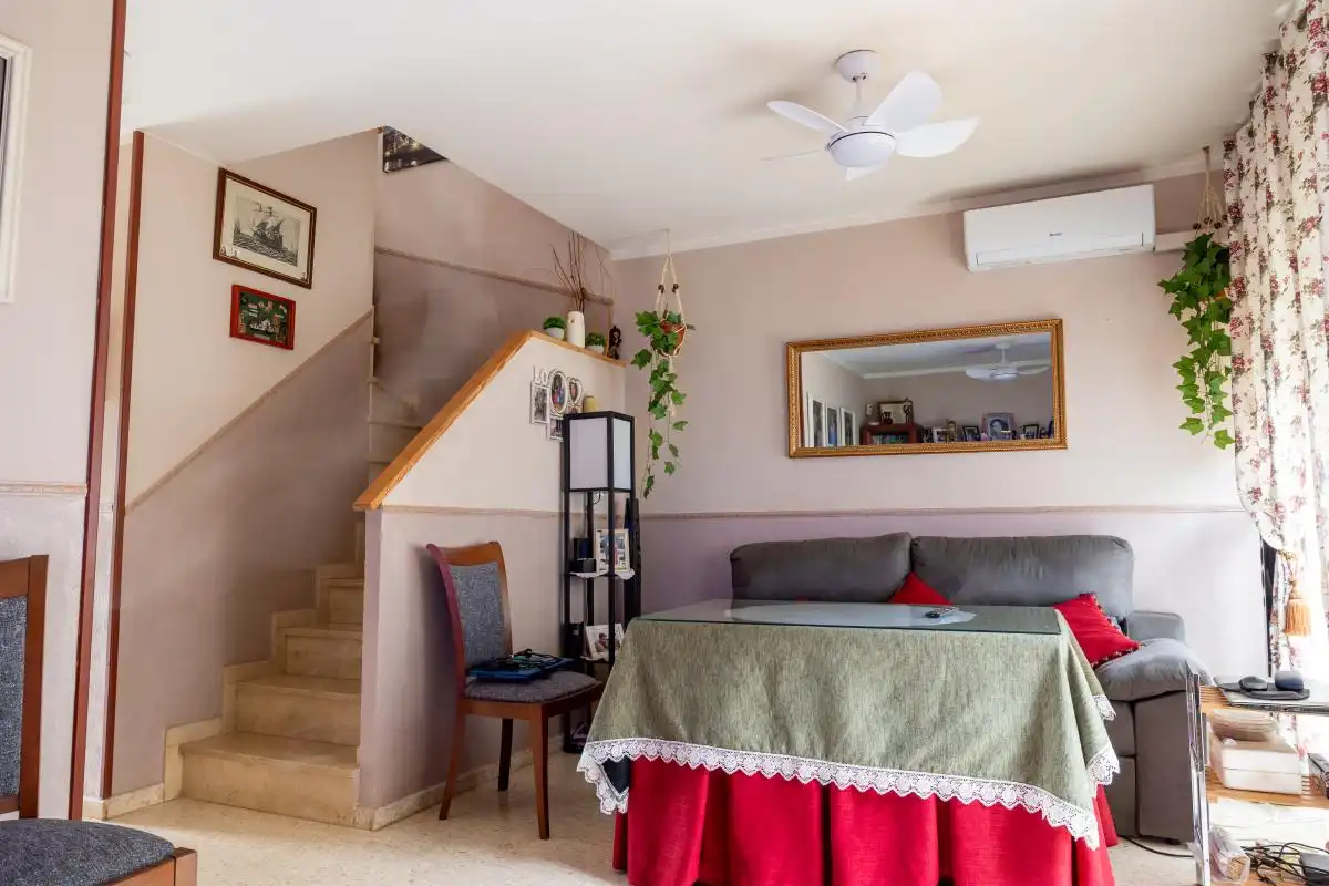 Habitación de Casa adosada en venta en Niebla con Aire acondicionado, Calefacción y Terraza