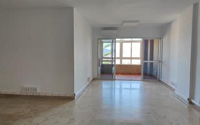 Flat for sale in Algeciras  with Air Conditioner, Terrace and Balcony