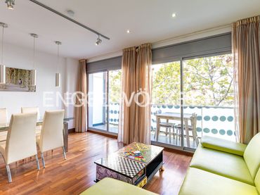 Appartamento con balcone in vendita a Eixample