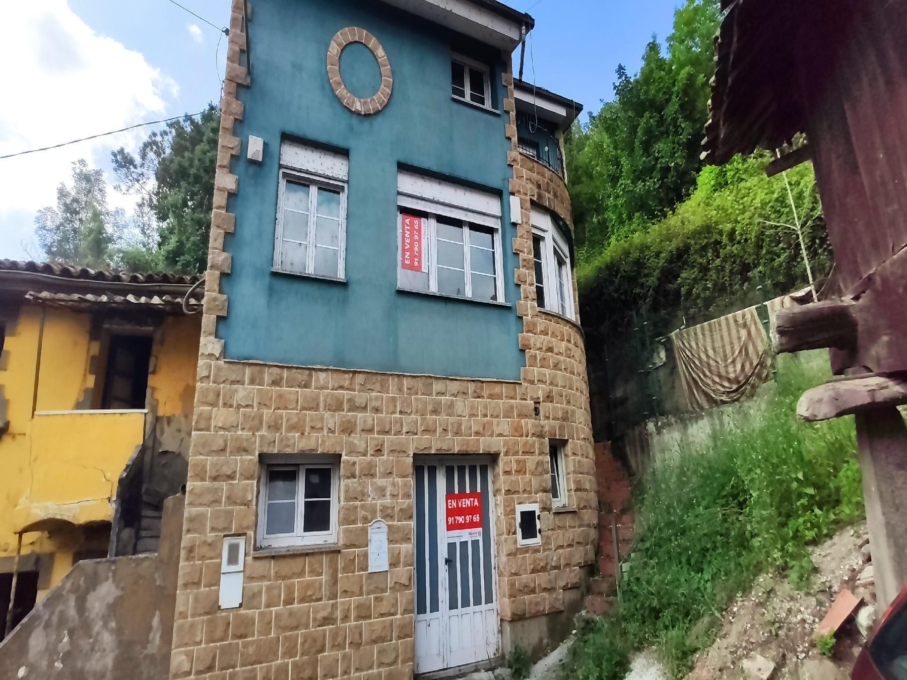 Vista exterior de Casa o xalet en venda en Laviana amb Traster