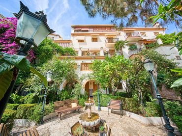 Casa con balcón en venta en CARRIL DE SAN CECILIO