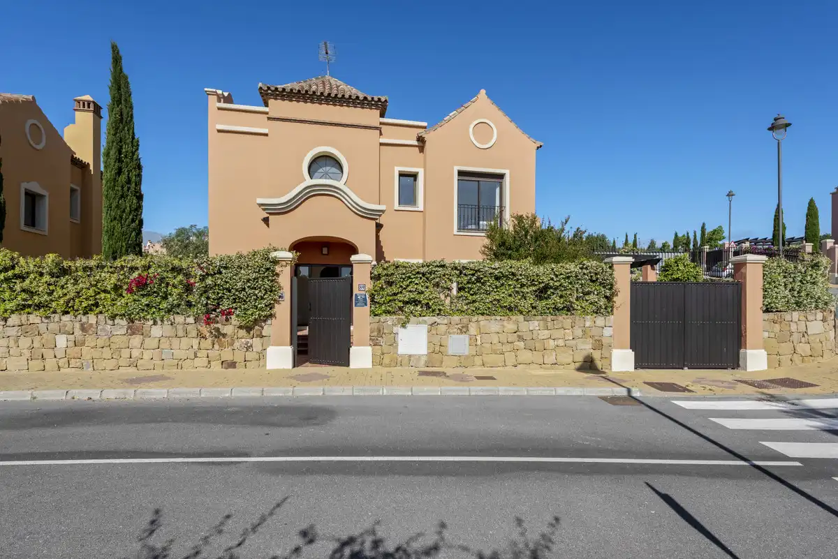 Haus zum Verkauf in Costa Natura