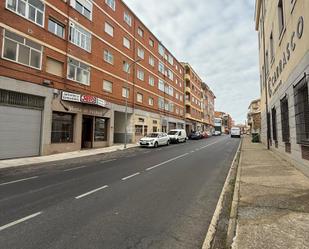 Vista exterior de Pis en venda en Guijuelo amb Calefacció