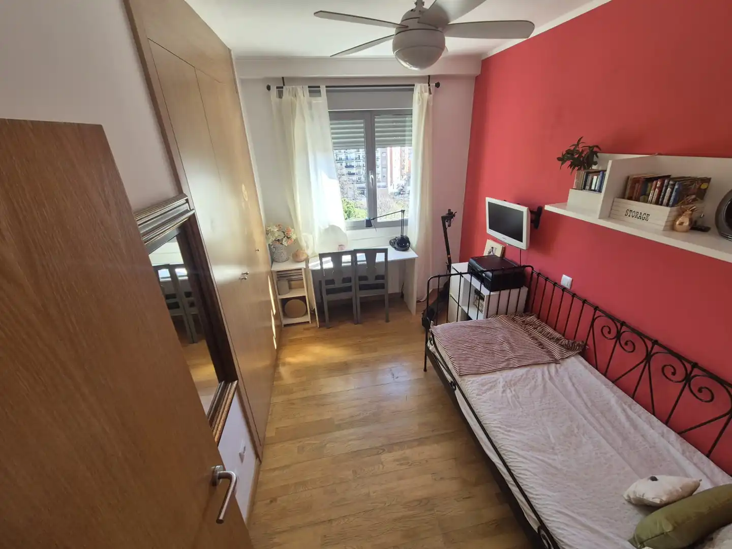 Piso en venta en Paseo de los Olmos, Acacias