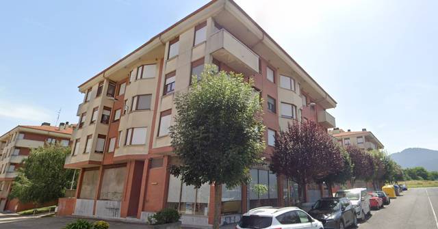 Garaje en Venta en Basauri  en San Miguel