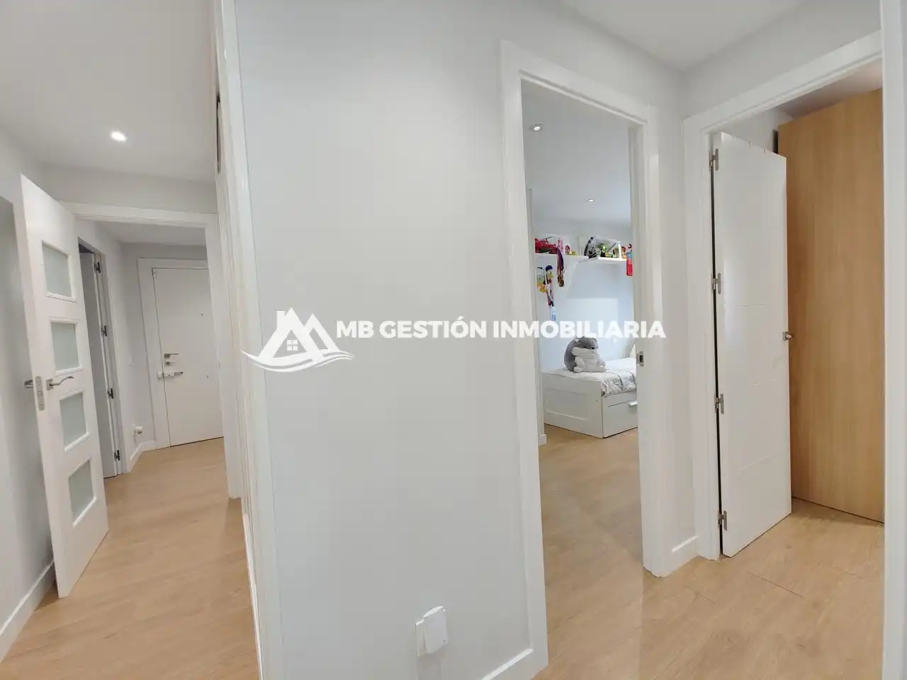 Piso en venta en Fuenlabrada con Aire acondicionado, Calefacción y Jardín privado
