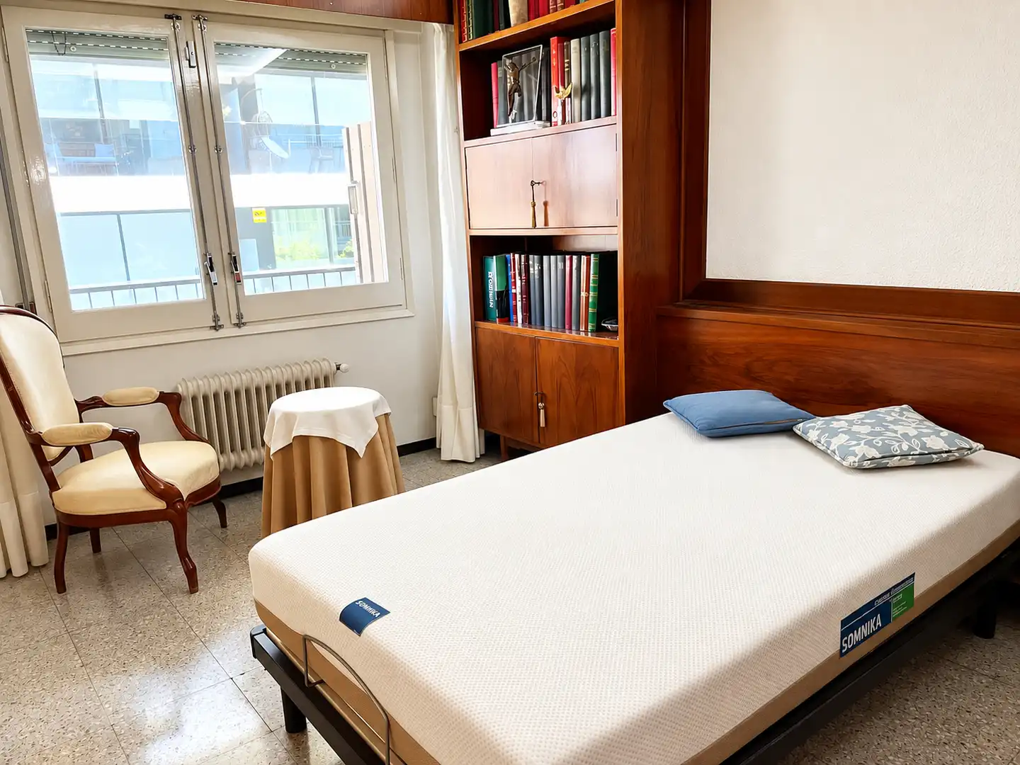 Piso con ascensor en venta en Carrer Bisbe Lorenzana, imagen 4