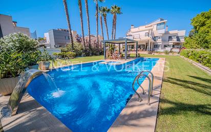 Swimming pool of House or chalet for sale in Alicante / Alacant  with Air Conditioner, Terrace and Swimming Pool