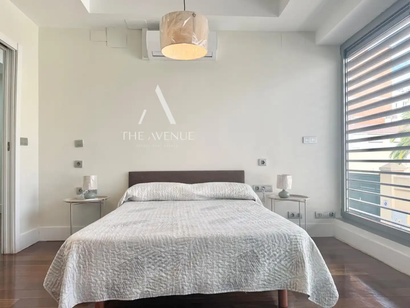 Bedroom of Flat for sale in Madrid  with Air Conditioner, Storage room and Furnished