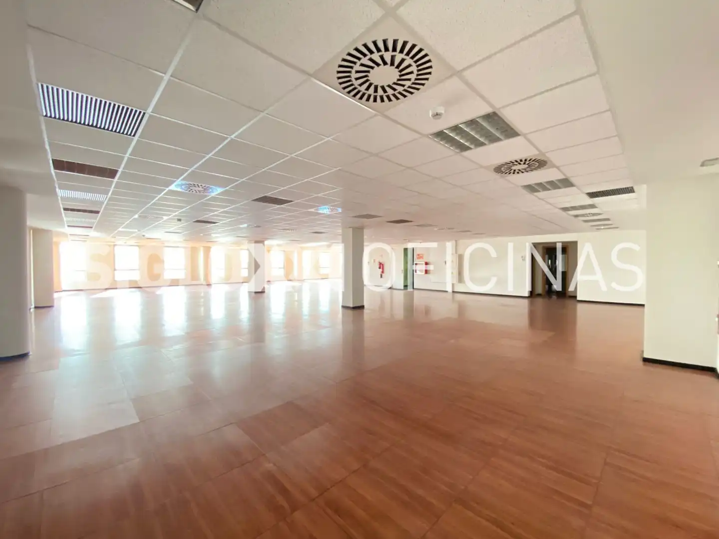 Oficina de lloguer a DE LA METAL.LURGIA, imagen 4