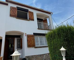 Vista exterior de Casa adosada en venda en Calonge amb Calefacció, Terrassa i Traster