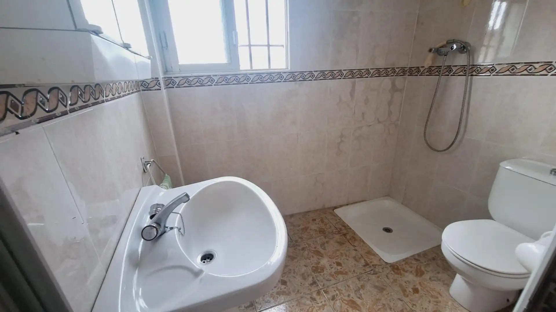Bathroom of Country homes for sale in Chella  with Terrace and Balcony