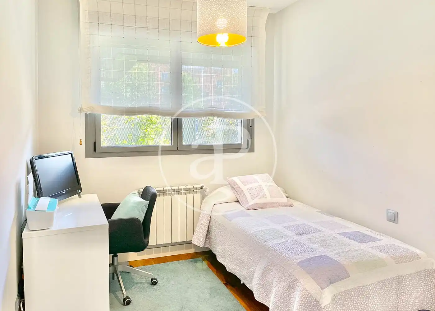 Schlafzimmer von Wohnung zum Verkauf in Madrid mit Klimaanlage, Heizung und Privatgarten